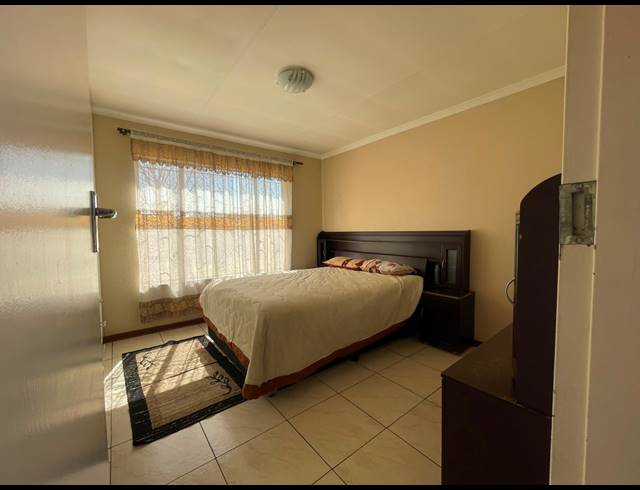 4 BEDROOM HOUSE FOR SALE IN BAKERTON